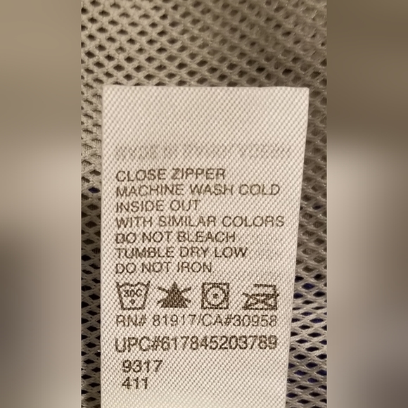 Nike 2-pc Set w/hooded jacket, NWT, Boy's Size 3T - Picture 5 of 11